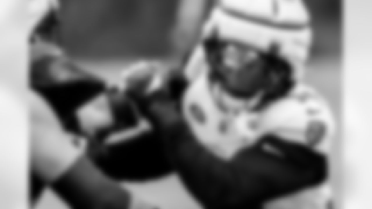 OLB David Ojabo