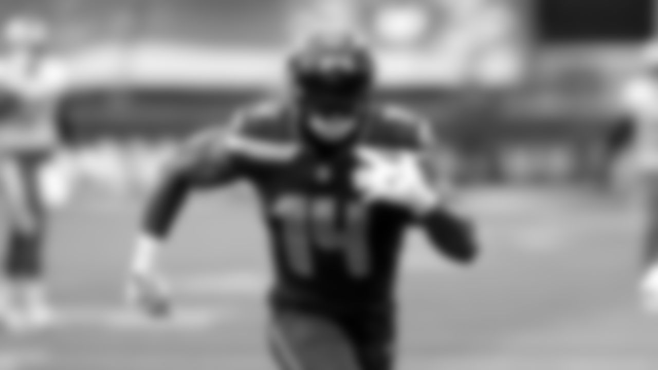 In his second season in the NFL, DK Metcalf was named second-team AP All-Pro and earned his first Pro Bowl nomination after setting a franchise record with 1,303 receiving yards.